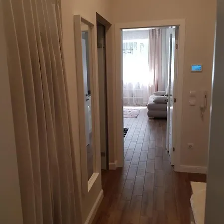 Apartment Happy Nest Downtown